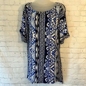 Cable & Gauge shades of blue tunic with open shoulders